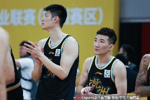 媒体人：青岛顽强 广厦救赎 未来期待更多巅峰对决提升CBA热度