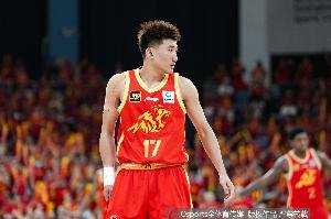 付政浩：孙铭徽拼命三郎打法确实容易受伤 广厦屡遭魔咒要有预案