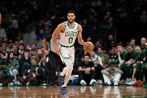 🔥塔图姆27岁前季后赛至少拿下70胜 NBA历史第7人！