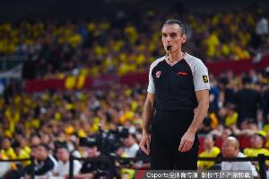 直播吧：争议外籍裁判将执法广厦与辽宁G3 曾凡博伤情较为严重