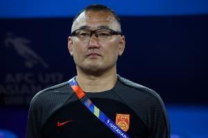 没担当的上村健一 白瞎了中国足协的信任！