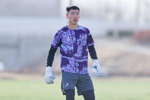 记者：方镜淇今天完成韧带修复手术，谢维军正常参加恢复训练