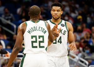 詹宁斯：米德尔顿是雄鹿队史最佳小前 字母哥每年都能拿MVP