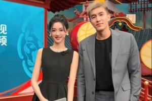😁美女主持金佳悦晒与郭艾伦的同框照 网友纷纷起哄说在一起