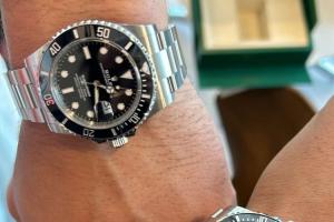 💰️价值10万元！亚历山大给队友每人送一块劳力士⌚️