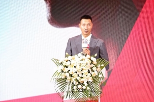 😐杨毅：易建联的事谁给定性了？谁说有罪？你网友审判什么