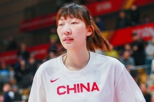 12分5篮板！媒体人：韩旭如果不打挡拆 她的作用是发挥不出来的