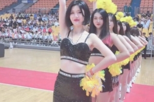 😍山西主场啦啦队晒舞蹈视频：想念的人来了 你开心不